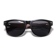 Load image into Gallery viewer, Lodi 1501-3 WFR Classic Polarized Tinted Sunglasses Gray 3