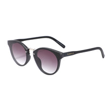 Load image into Gallery viewer, Santa C 2143-1 Classic Tinted Sunglasses Brown/ Purple Gradient