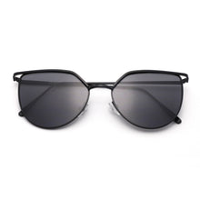 Load image into Gallery viewer, Vista 3459-1 Frameless Square Rounded Bottom Tinted Sunglasses Black