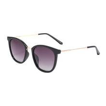 Load image into Gallery viewer, Pomona 6825-1 Classic Polarized Tinted Sunglasses Brown/ Purple Gradient