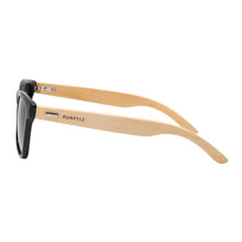 Load image into Gallery viewer, Newport B1039-1 WFR Classic Polarized Tinted Sunglasses Black