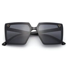 Load image into Gallery viewer, Paris 201115-1 Square Oversized Tinted Sunglasses Black
