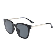 Load image into Gallery viewer, Sonoma 2142-1 Classic Tinted Sunglasses Black
